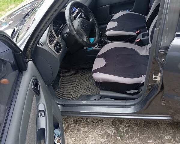 Сірий ЗАЗ Sens, об'ємом двигуна 1.3 л та пробігом 202 тис. км за 2150 $, фото 4 на Automoto.ua