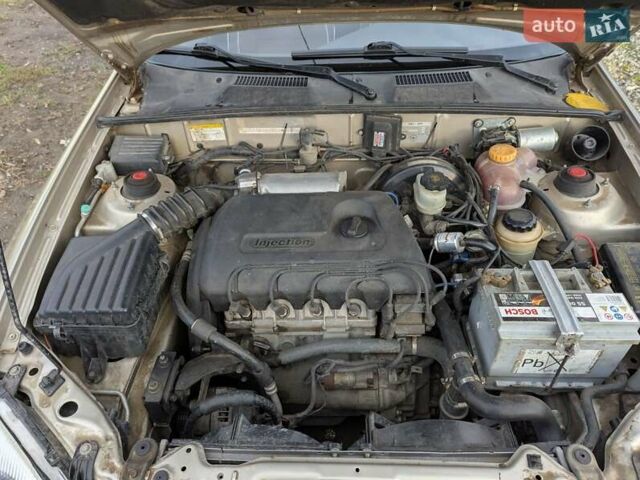 ЗАЗ Сенс 2011 в Голованевске на Automoto.ua Серый ЗАЗ Сенс, объемом двигателя 1.3 л и пробегом 116 тыс. км за 2900 $, фото 12 на Automoto.ua