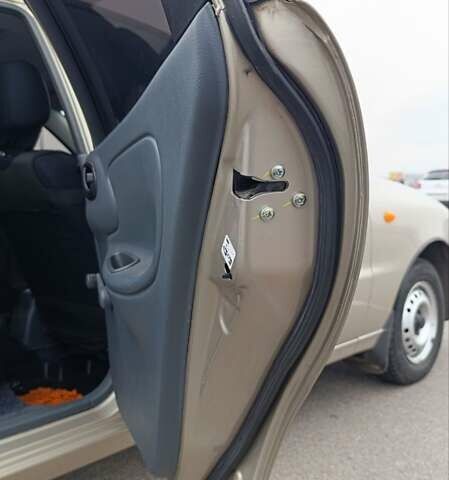 Сірий ЗАЗ Sens, об'ємом двигуна 1.3 л та пробігом 52 тис. км за 4000 $, фото 54 на Automoto.ua