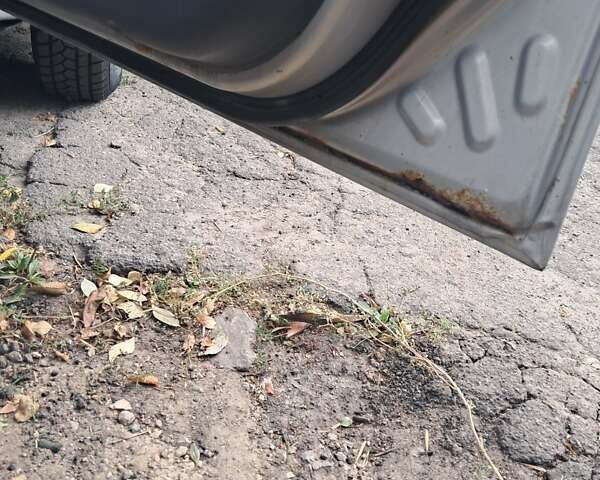 Сірий ЗАЗ Sens, об'ємом двигуна 1.3 л та пробігом 260 тис. км за 1600 $, фото 9 на Automoto.ua
