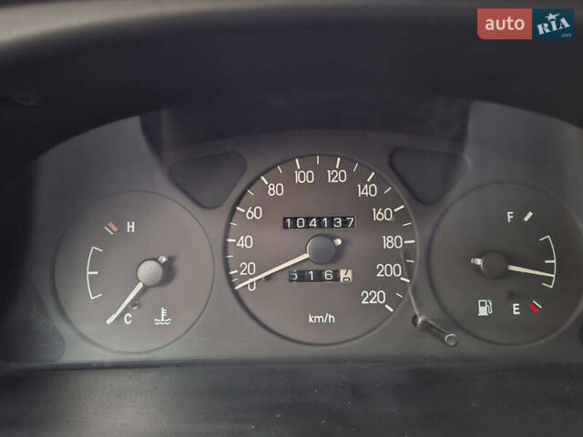 Сірий ЗАЗ Sens, об'ємом двигуна 1.3 л та пробігом 104 тис. км за 2000 $, фото 6 на Automoto.ua