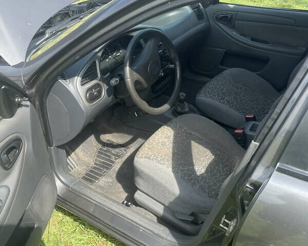 Сірий ЗАЗ Sens, об'ємом двигуна 1.3 л та пробігом 101 тис. км за 2500 $, фото 5 на Automoto.ua