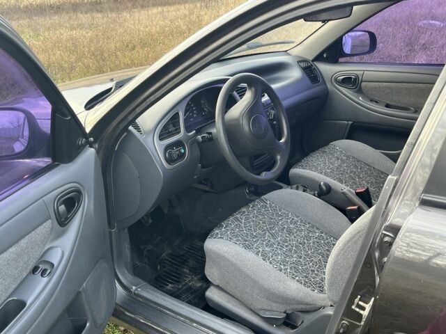 Сірий ЗАЗ Sens, об'ємом двигуна 1.3 л та пробігом 215 тис. км за 2300 $, фото 4 на Automoto.ua