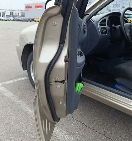 Сірий ЗАЗ Sens, об'ємом двигуна 1.3 л та пробігом 52 тис. км за 4000 $, фото 49 на Automoto.ua