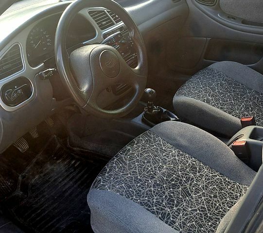 Сірий ЗАЗ Sens, об'ємом двигуна 1.3 л та пробігом 134 тис. км за 2700 $, фото 6 на Automoto.ua