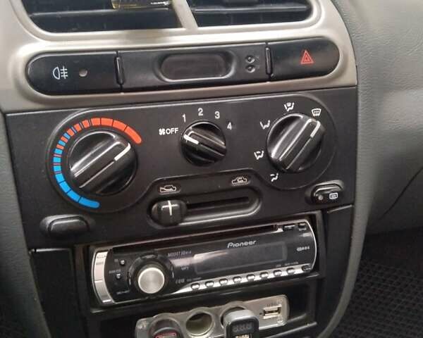 Серый ЗАЗ Сенс, объемом двигателя 1.5 л и пробегом 111 тыс. км за 2000 $, фото 12 на Automoto.ua