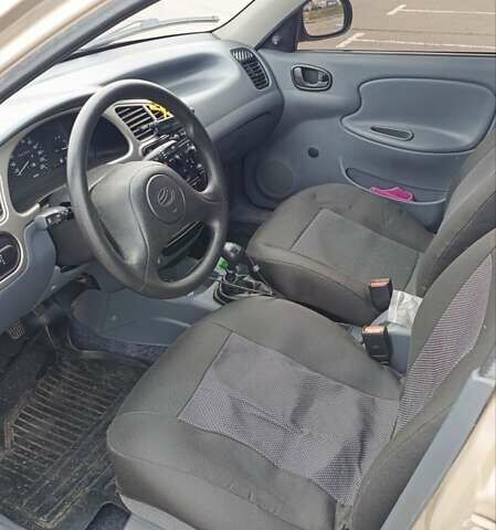 Сірий ЗАЗ Sens, об'ємом двигуна 1.3 л та пробігом 52 тис. км за 4000 $, фото 5 на Automoto.ua