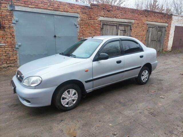 Сірий ЗАЗ Sens, об'ємом двигуна 1.3 л та пробігом 244 тис. км за 1700 $, фото 1 на Automoto.ua