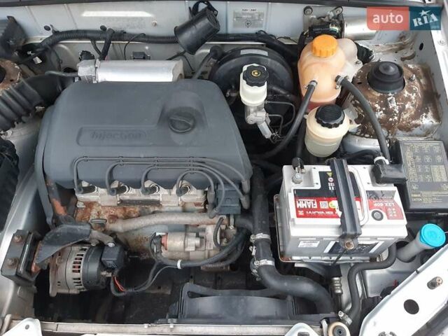 Серый ЗАЗ Сенс, объемом двигателя 1.3 л и пробегом 137 тыс. км за 1900 $, фото 9 на Automoto.ua