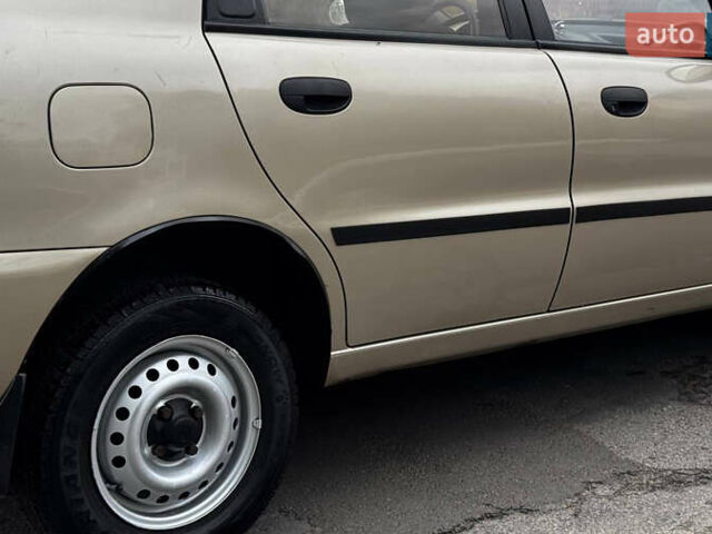 Сірий ЗАЗ Sens, об'ємом двигуна 1.3 л та пробігом 158 тис. км за 2100 $, фото 13 на Automoto.ua