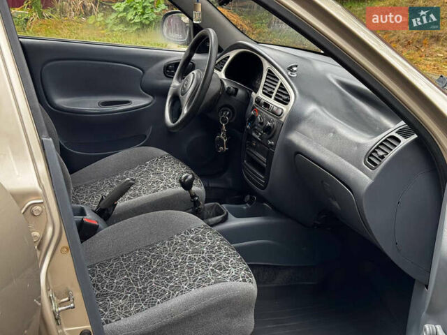 Сірий ЗАЗ Sens, об'ємом двигуна 1.3 л та пробігом 158 тис. км за 2100 $, фото 7 на Automoto.ua