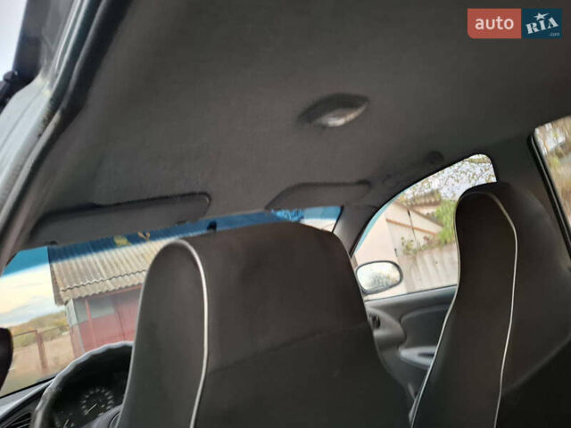 Сірий ЗАЗ Sens, об'ємом двигуна 1.3 л та пробігом 104 тис. км за 2000 $, фото 5 на Automoto.ua