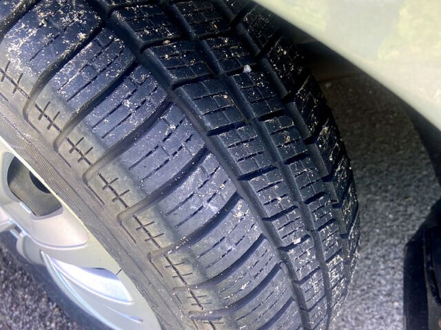 Серый ЗАЗ Сенс, объемом двигателя 1.3 л и пробегом 228 тыс. км за 2400 $, фото 3 на Automoto.ua