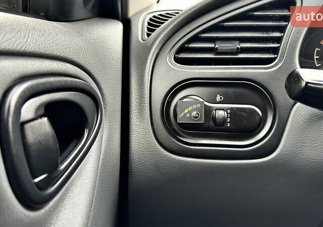 Серый ЗАЗ Сенс, объемом двигателя 1.3 л и пробегом 28 тыс. км за 3749 $, фото 29 на Automoto.ua