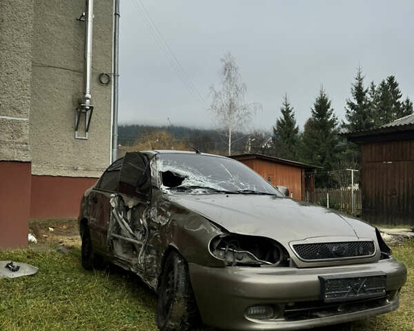 Серый ЗАЗ Сенс, объемом двигателя 1.3 л и пробегом 50 тыс. км за 700 $, фото 6 на Automoto.ua