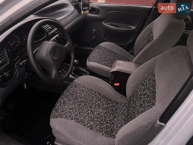 Серый ЗАЗ Сенс, объемом двигателя 1.3 л и пробегом 129 тыс. км за 2550 $, фото 5 на Automoto.ua