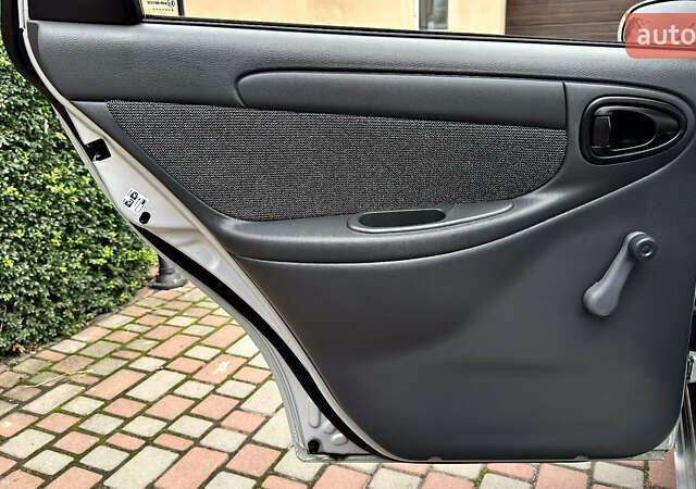 Серый ЗАЗ Сенс, объемом двигателя 1.3 л и пробегом 28 тыс. км за 3749 $, фото 49 на Automoto.ua