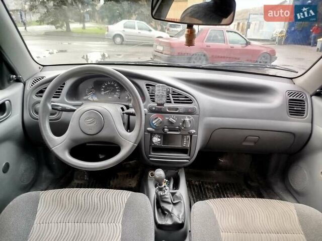 Серый ЗАЗ Сенс, объемом двигателя 1.3 л и пробегом 47 тыс. км за 3000 $, фото 5 на Automoto.ua
