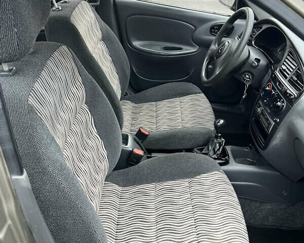 Сірий ЗАЗ Sens, об'ємом двигуна 1.3 л та пробігом 148 тис. км за 2199 $, фото 9 на Automoto.ua