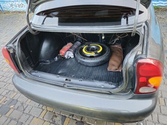 Сірий ЗАЗ Sens, об'ємом двигуна 1.3 л та пробігом 136 тис. км за 1500 $, фото 3 на Automoto.ua