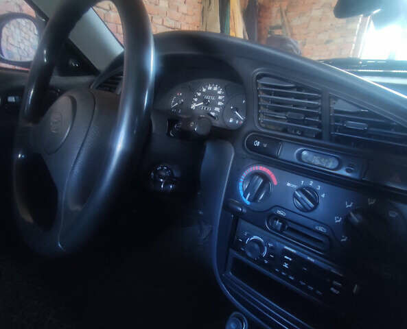 Сірий ЗАЗ Sens, об'ємом двигуна 1.3 л та пробігом 98 тис. км за 3200 $, фото 9 на Automoto.ua