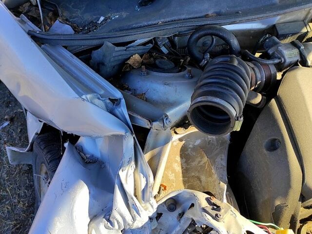 Серый ЗАЗ Сенс, объемом двигателя 1.3 л и пробегом 300 тыс. км за 650 $, фото 1 на Automoto.ua