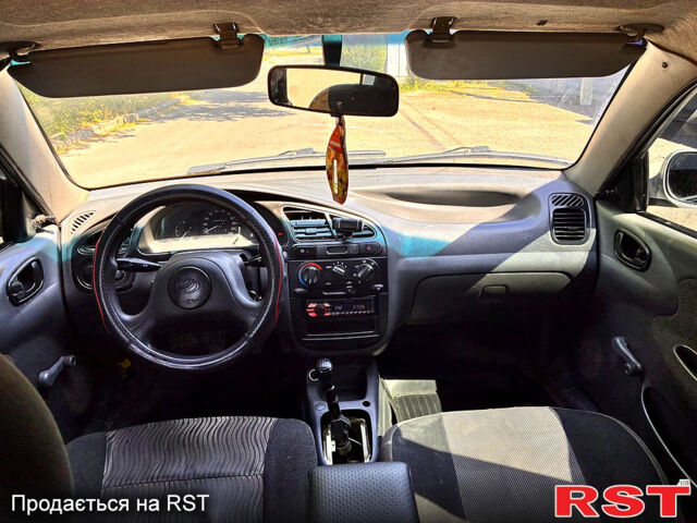 Серый ЗАЗ Сенс, объемом двигателя 1.3 л и пробегом 225 тыс. км за 1700 $, фото 2 на Automoto.ua