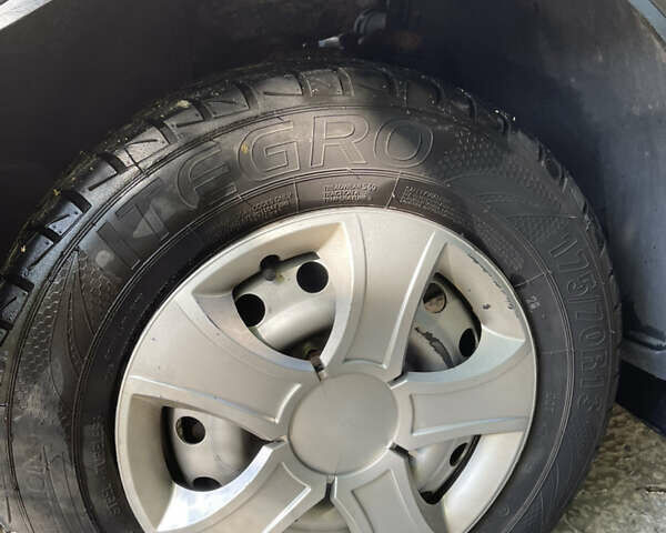 Сірий ЗАЗ Sens, об'ємом двигуна 1.3 л та пробігом 69 тис. км за 2900 $, фото 7 на Automoto.ua