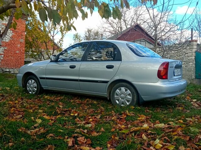 Сірий ЗАЗ Sens, об'ємом двигуна 1.3 л та пробігом 33 тис. км за 3200 $, фото 3 на Automoto.ua