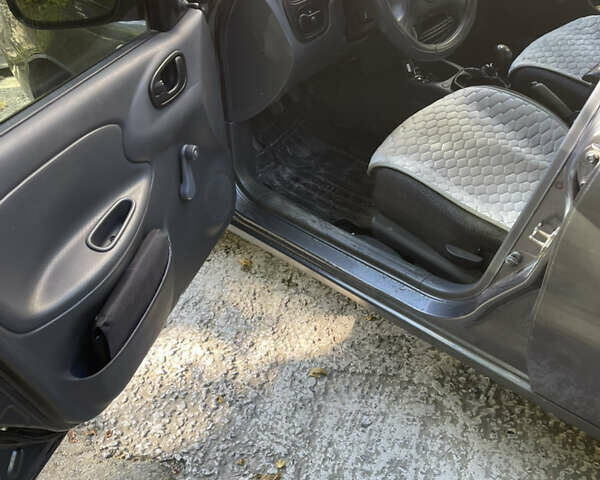 Сірий ЗАЗ Sens, об'ємом двигуна 1.3 л та пробігом 69 тис. км за 2900 $, фото 6 на Automoto.ua