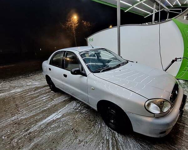 Серый ЗАЗ Сенс, объемом двигателя 1.3 л и пробегом 206 тыс. км за 1850 $, фото 2 на Automoto.ua