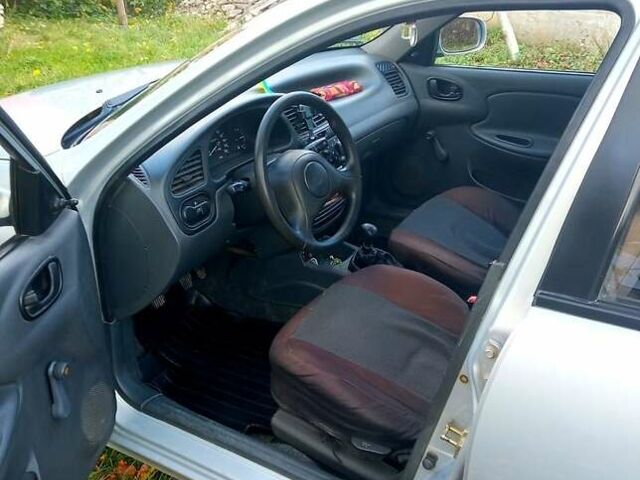 Сірий ЗАЗ Sens, об'ємом двигуна 1.3 л та пробігом 33 тис. км за 3200 $, фото 4 на Automoto.ua