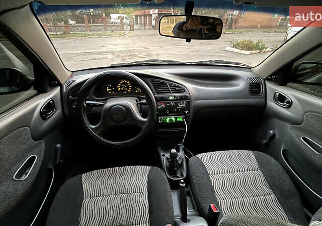 Серый ЗАЗ Сенс, объемом двигателя 1.3 л и пробегом 180 тыс. км за 3000 $, фото 2 на Automoto.ua