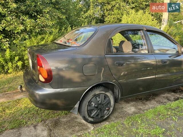 Сірий ЗАЗ Sens, об'ємом двигуна 1.3 л та пробігом 100 тис. км за 3000 $, фото 1 на Automoto.ua