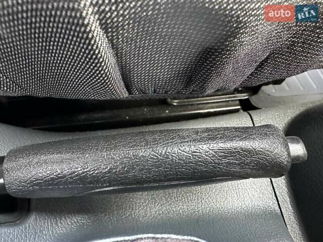 Сірий ЗАЗ Sens, об'ємом двигуна 1.3 л та пробігом 35 тис. км за 4300 $, фото 26 на Automoto.ua