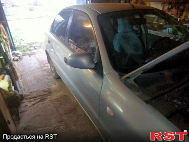 Сірий ЗАЗ Sens, об'ємом двигуна 1.3 л та пробігом 50 тис. км за 3500 $, фото 4 на Automoto.ua