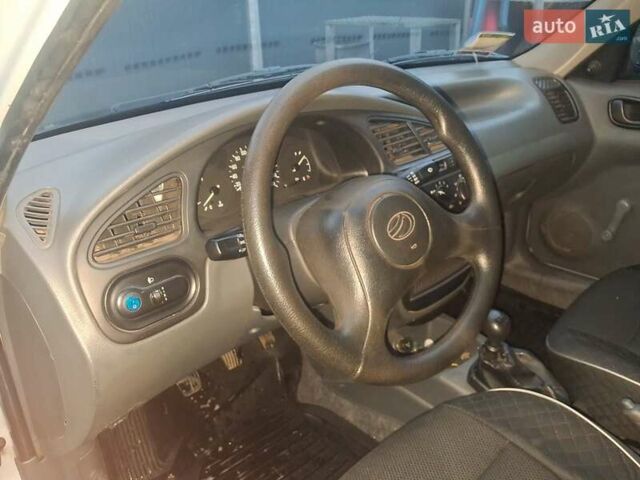 ЗАЗ Sens 2013 у Дніпро (Дніпропетровську) на Automoto.ua Сірий ЗАЗ Sens, об'ємом двигуна 1.3 л та пробігом 76 тис. км за 3000 $, фото 1 на Automoto.ua