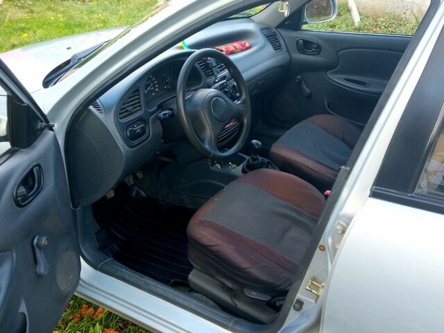 Сірий ЗАЗ Sens, об'ємом двигуна 1.3 л та пробігом 33 тис. км за 3200 $, фото 5 на Automoto.ua