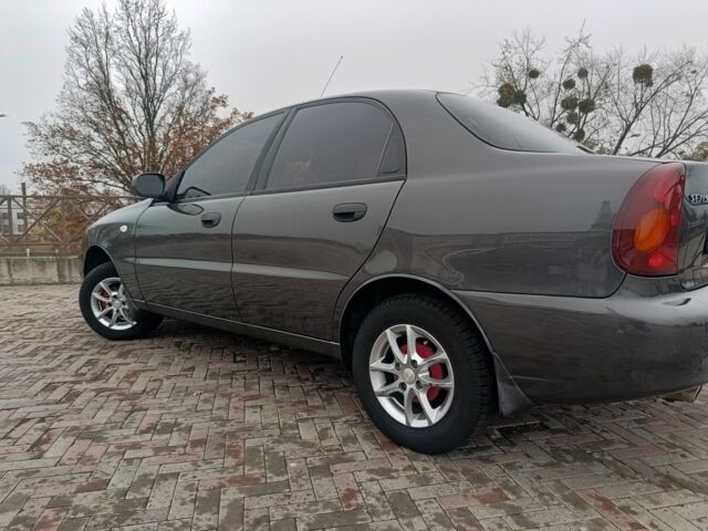 Серый ЗАЗ Сенс, объемом двигателя 1.3 л и пробегом 133 тыс. км за 3000 $, фото 2 на Automoto.ua