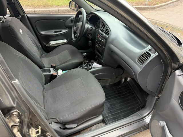 Серый ЗАЗ Сенс, объемом двигателя 1.3 л и пробегом 300 тыс. км за 1900 $, фото 8 на Automoto.ua