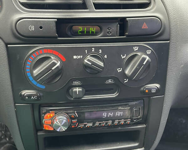 Серый ЗАЗ Сенс, объемом двигателя 1.3 л и пробегом 169 тыс. км за 2000 $, фото 15 на Automoto.ua