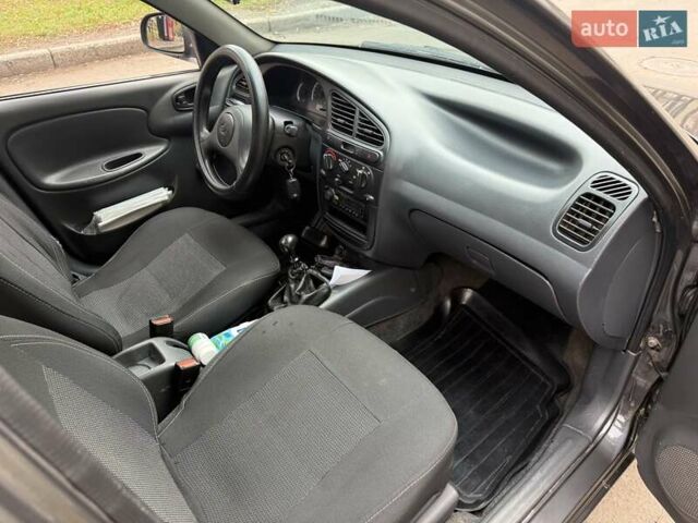 Сірий ЗАЗ Sens, об'ємом двигуна 1.3 л та пробігом 300 тис. км за 1900 $, фото 9 на Automoto.ua