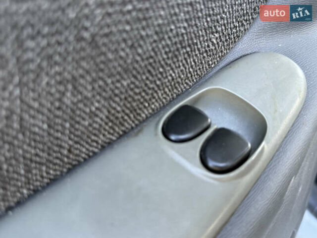 Сірий ЗАЗ Sens, об'ємом двигуна 1.3 л та пробігом 146 тис. км за 3200 $, фото 17 на Automoto.ua
