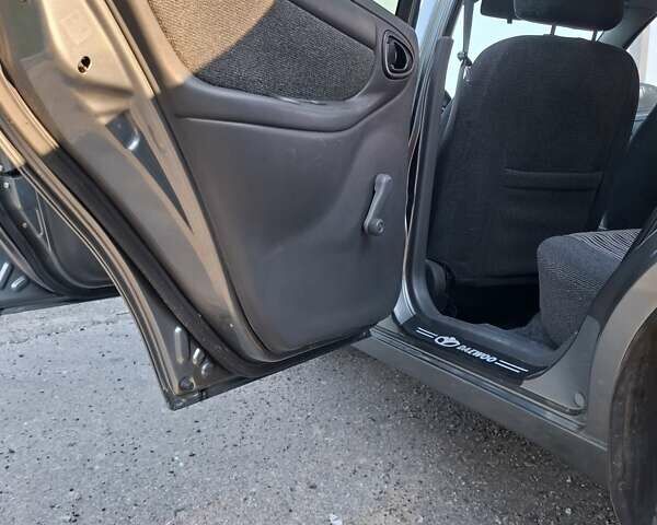 Серый ЗАЗ Сенс, объемом двигателя 1.3 л и пробегом 108 тыс. км за 2900 $, фото 7 на Automoto.ua