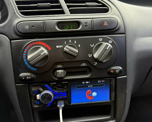 Сірий ЗАЗ Sens, об'ємом двигуна 1.3 л та пробігом 169 тис. км за 2999 $, фото 10 на Automoto.ua