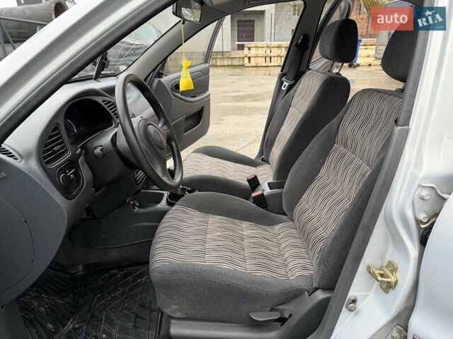 Серый ЗАЗ Сенс, объемом двигателя 1.3 л и пробегом 60 тыс. км за 3100 $, фото 18 на Automoto.ua