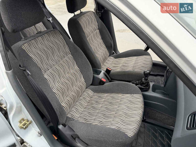 Серый ЗАЗ Сенс, объемом двигателя 1.3 л и пробегом 60 тыс. км за 3100 $, фото 27 на Automoto.ua