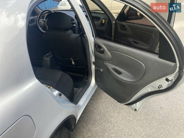 Серый ЗАЗ Сенс, объемом двигателя 1.3 л и пробегом 183 тыс. км за 2900 $, фото 3 на Automoto.ua