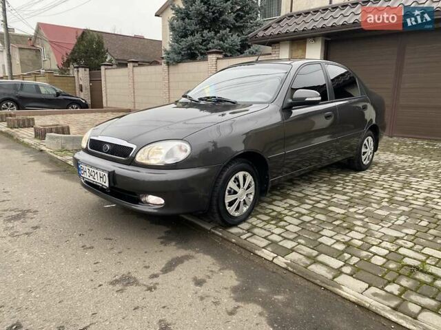 Сірий ЗАЗ Sens, об'ємом двигуна 1.3 л та пробігом 35 тис. км за 4650 $, фото 2 на Automoto.ua