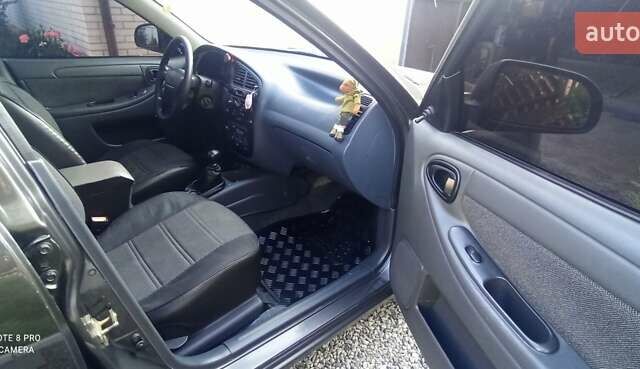 Сірий ЗАЗ Sens, об'ємом двигуна 1.3 л та пробігом 235 тис. км за 3800 $, фото 19 на Automoto.ua